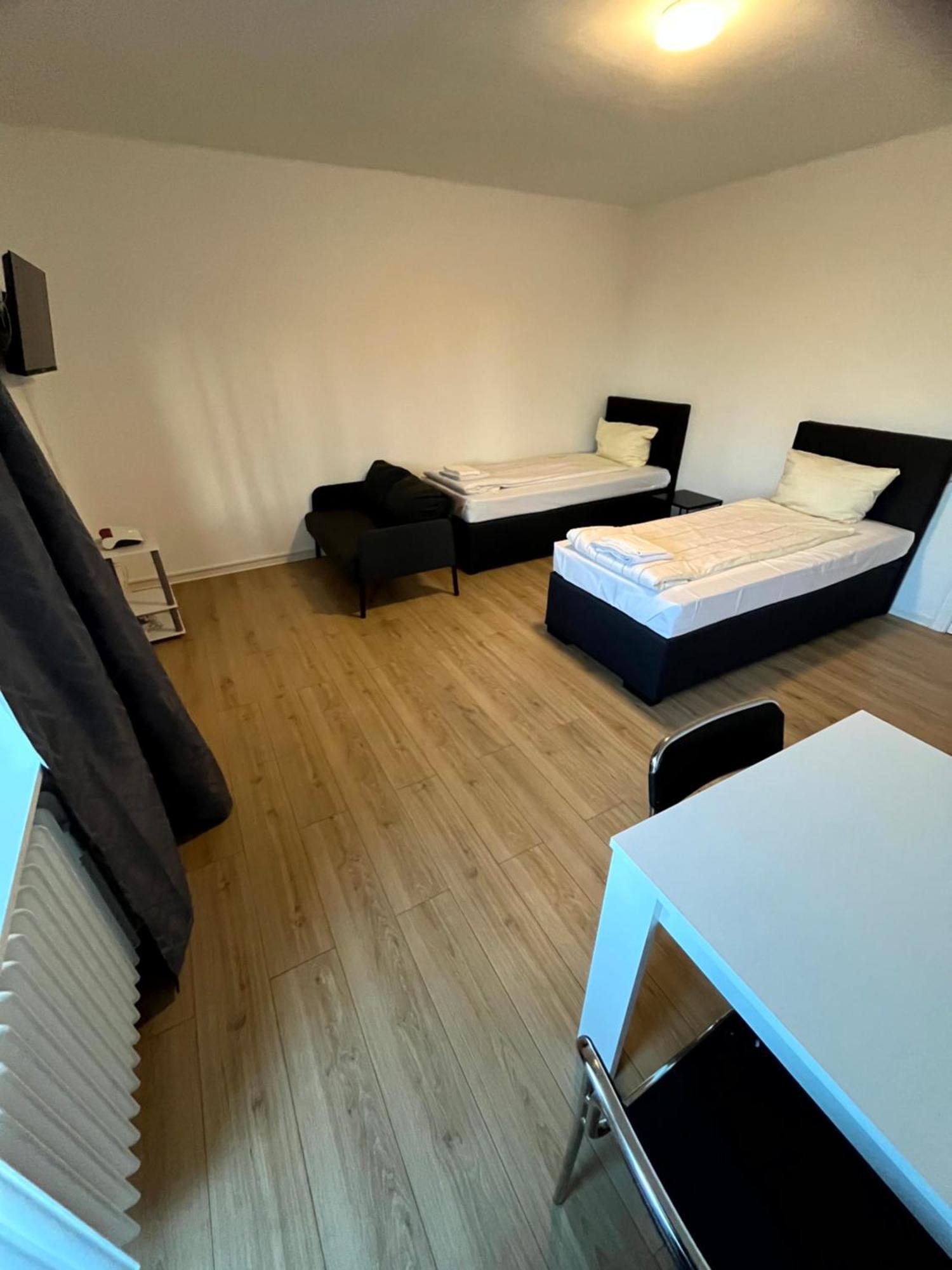 3-Zimmer Monteurwohnung Mit Balkon Neumünster Dış mekan fotoğraf
