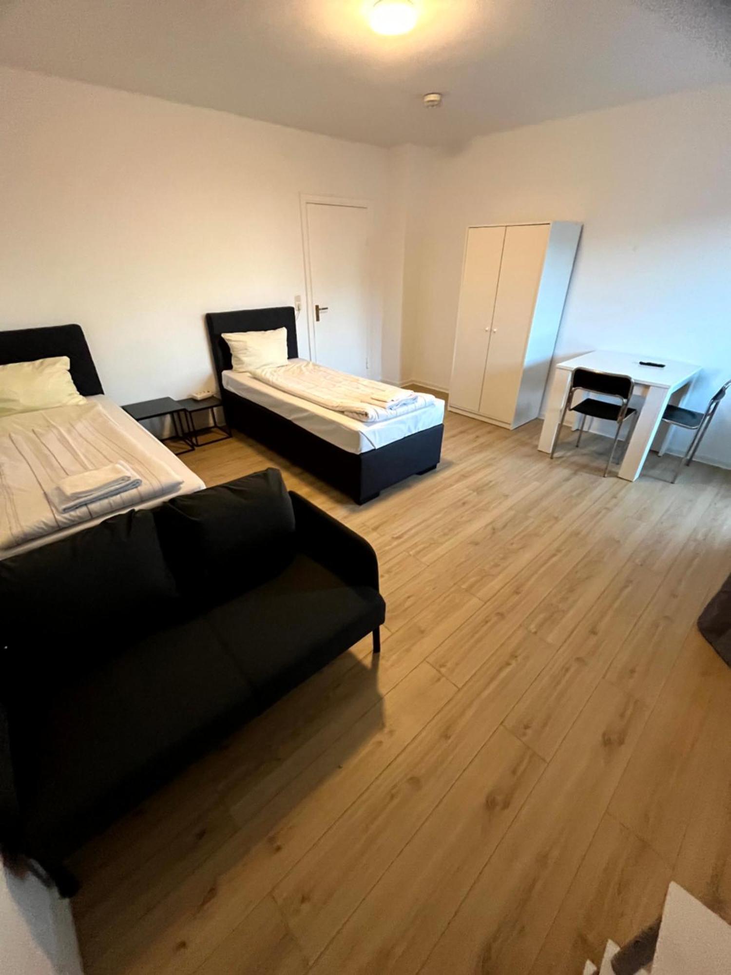 3-Zimmer Monteurwohnung Mit Balkon Neumünster Dış mekan fotoğraf