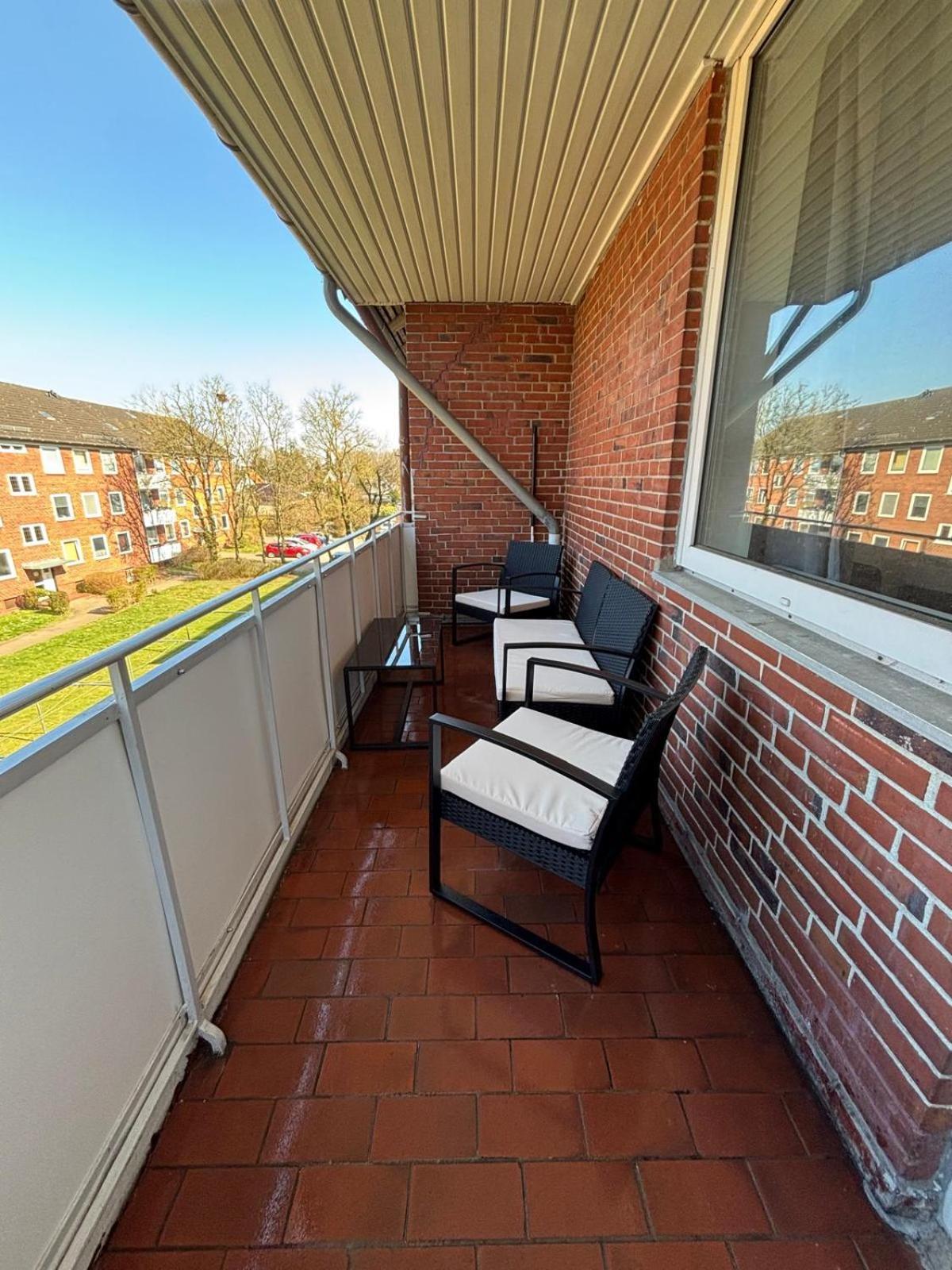 3-Zimmer Monteurwohnung Mit Balkon Neumünster Dış mekan fotoğraf